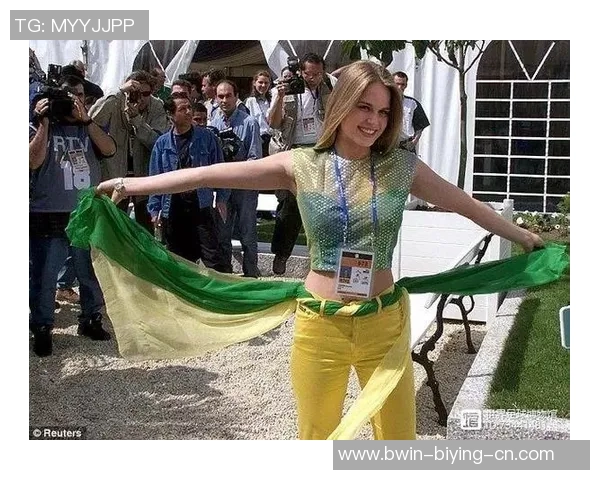 首体足球女球星是谁？她的精彩表现赢得了无数球迷的喜爱与关注